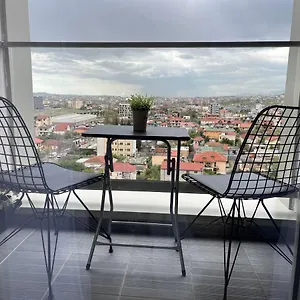 Comfy Nest Apartment- Free Parking Apartament Tirana